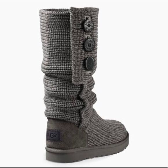 UGG Classic Cardy Button Detailed Knit Boots 6 - Picture 5 of 16